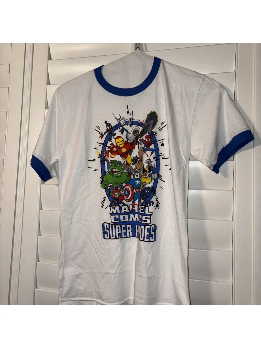DISNEY MARVEL COMICS SUPER HEROES Collage t-shirt SIZE MEDIUM-Unisex New